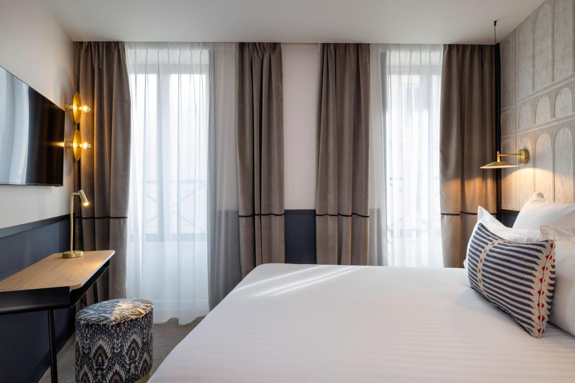 Hotel Grand Coeur Latin Париж Екстериор снимка