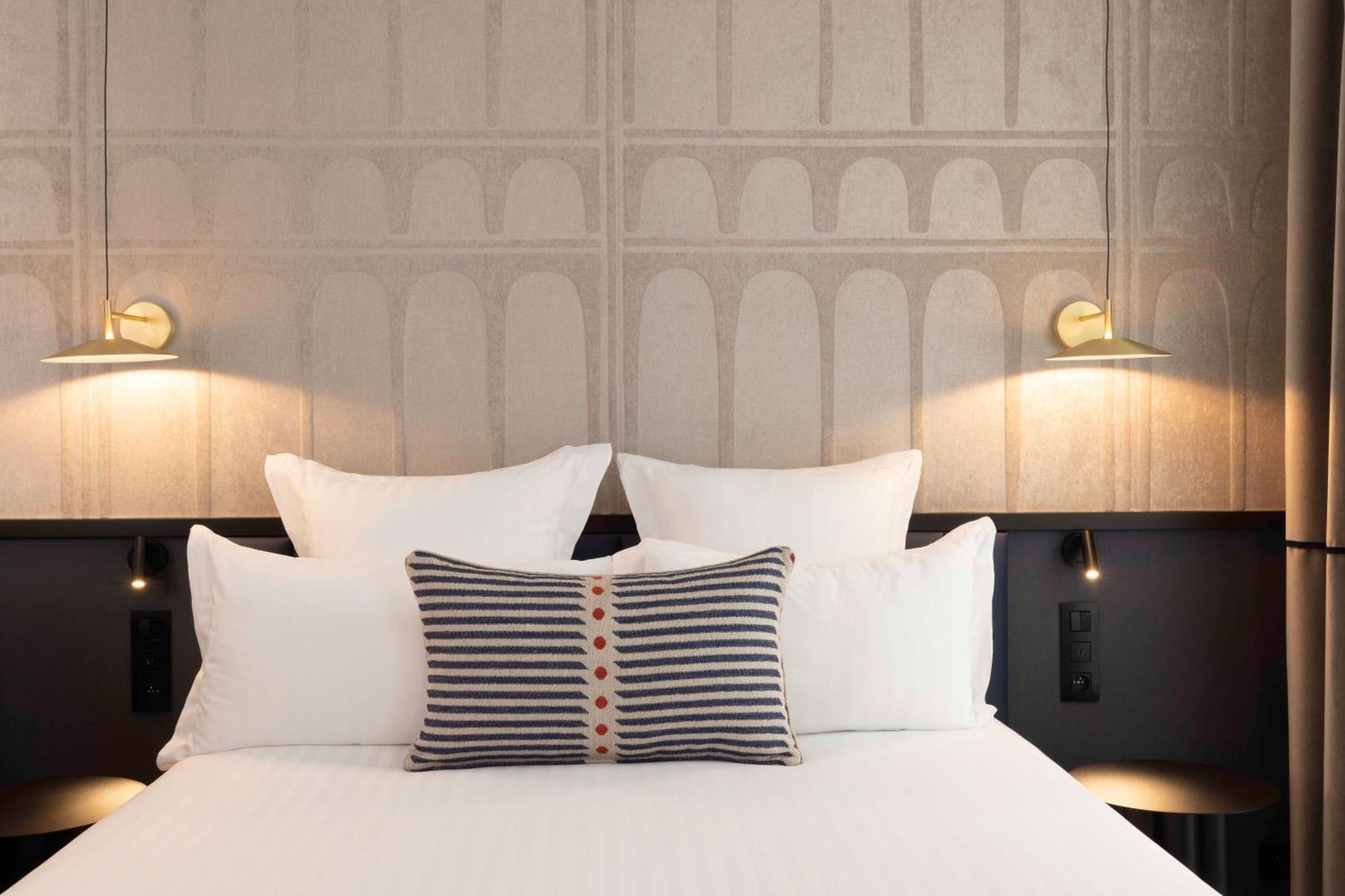 Hotel Grand Coeur Latin Париж Екстериор снимка