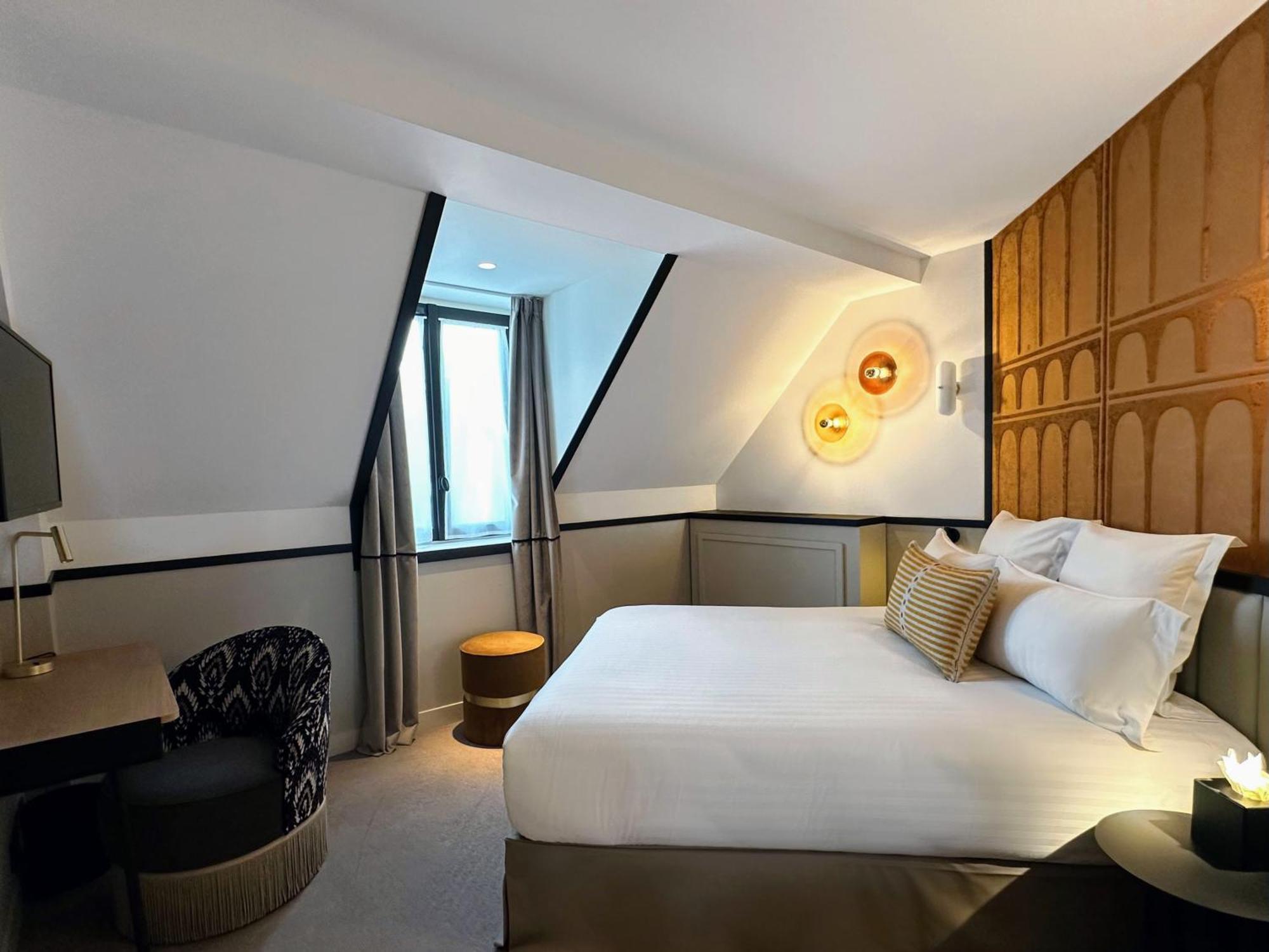 Hotel Grand Coeur Latin Париж Екстериор снимка