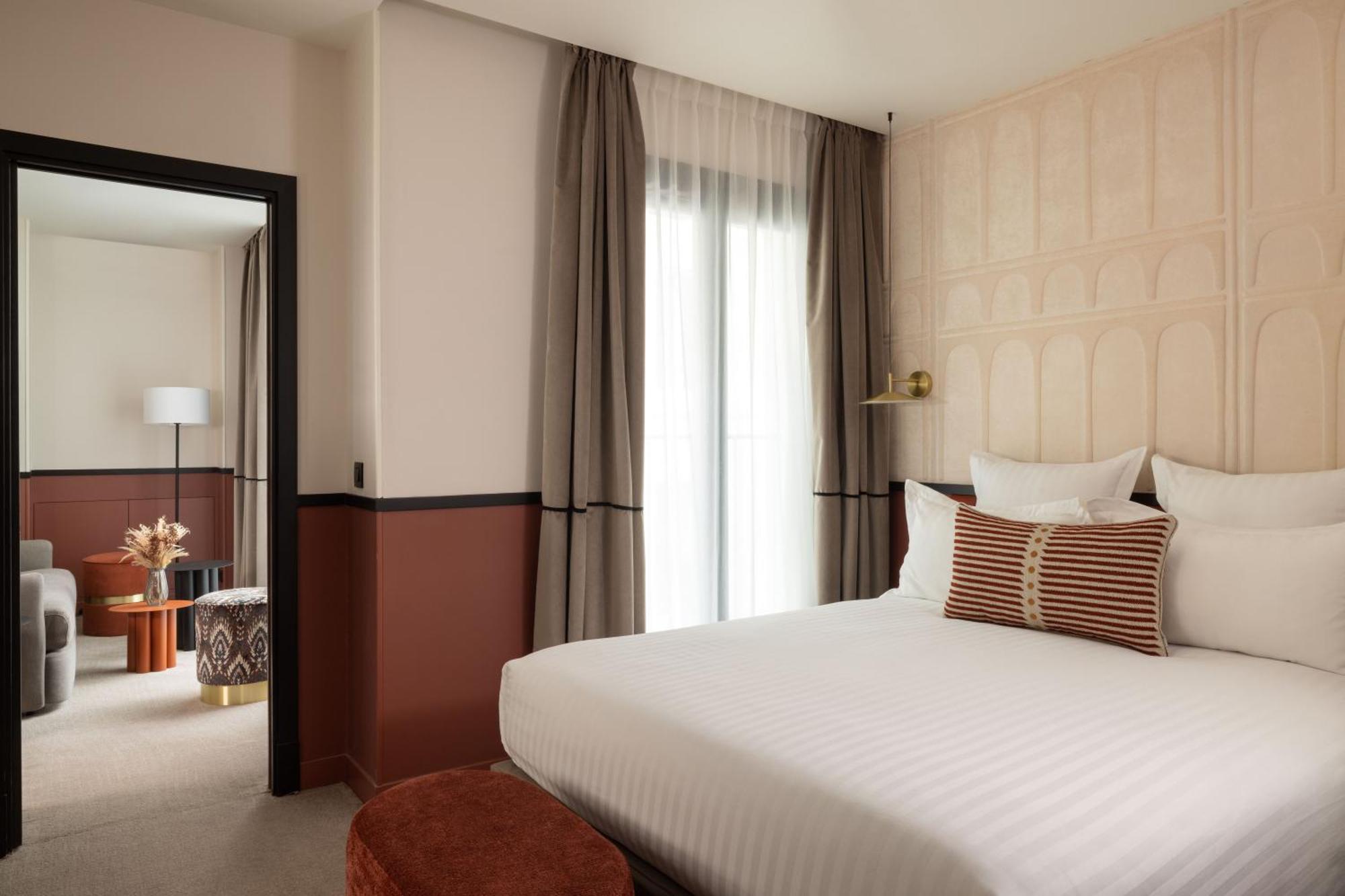 Hotel Grand Coeur Latin Париж Екстериор снимка