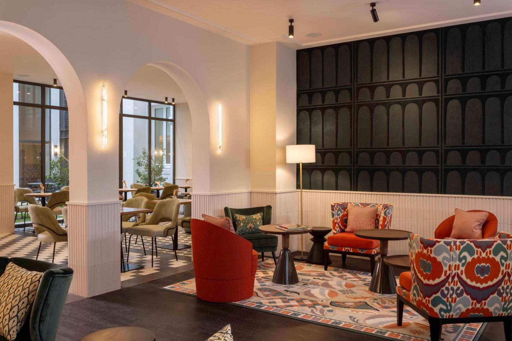 Hotel Grand Coeur Latin Париж Екстериор снимка
