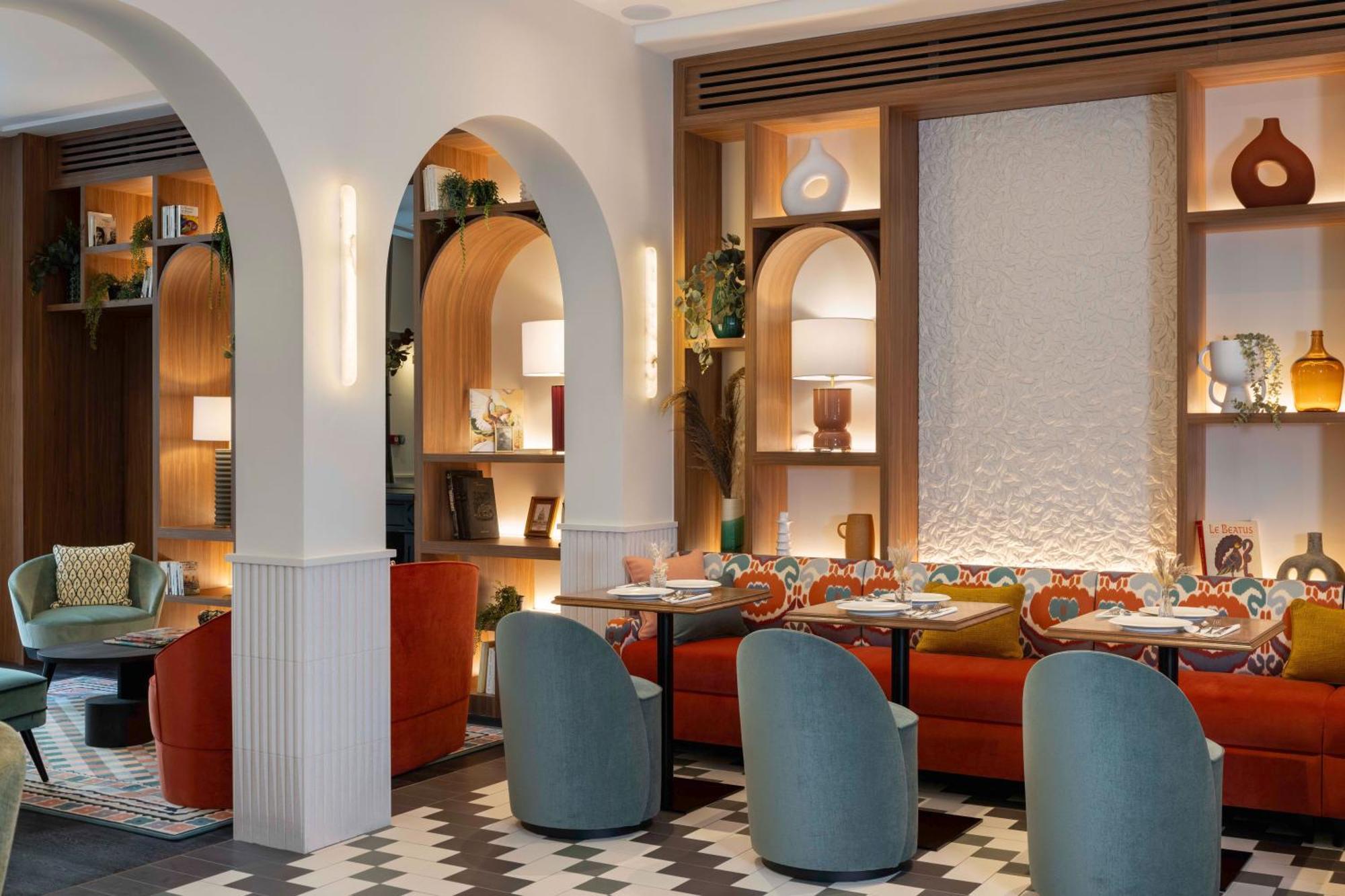 Hotel Grand Coeur Latin Париж Екстериор снимка