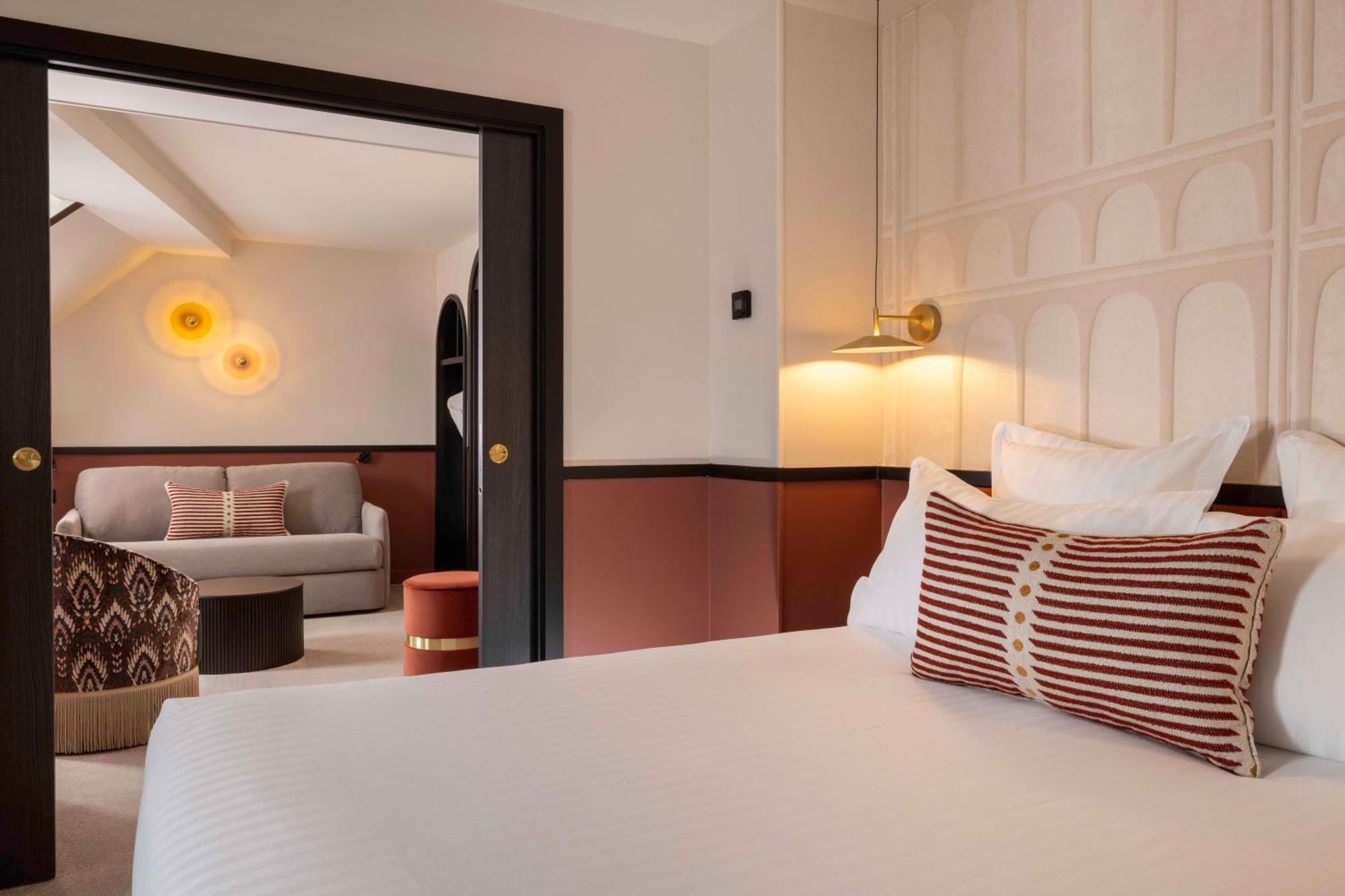 Hotel Grand Coeur Latin Париж Екстериор снимка