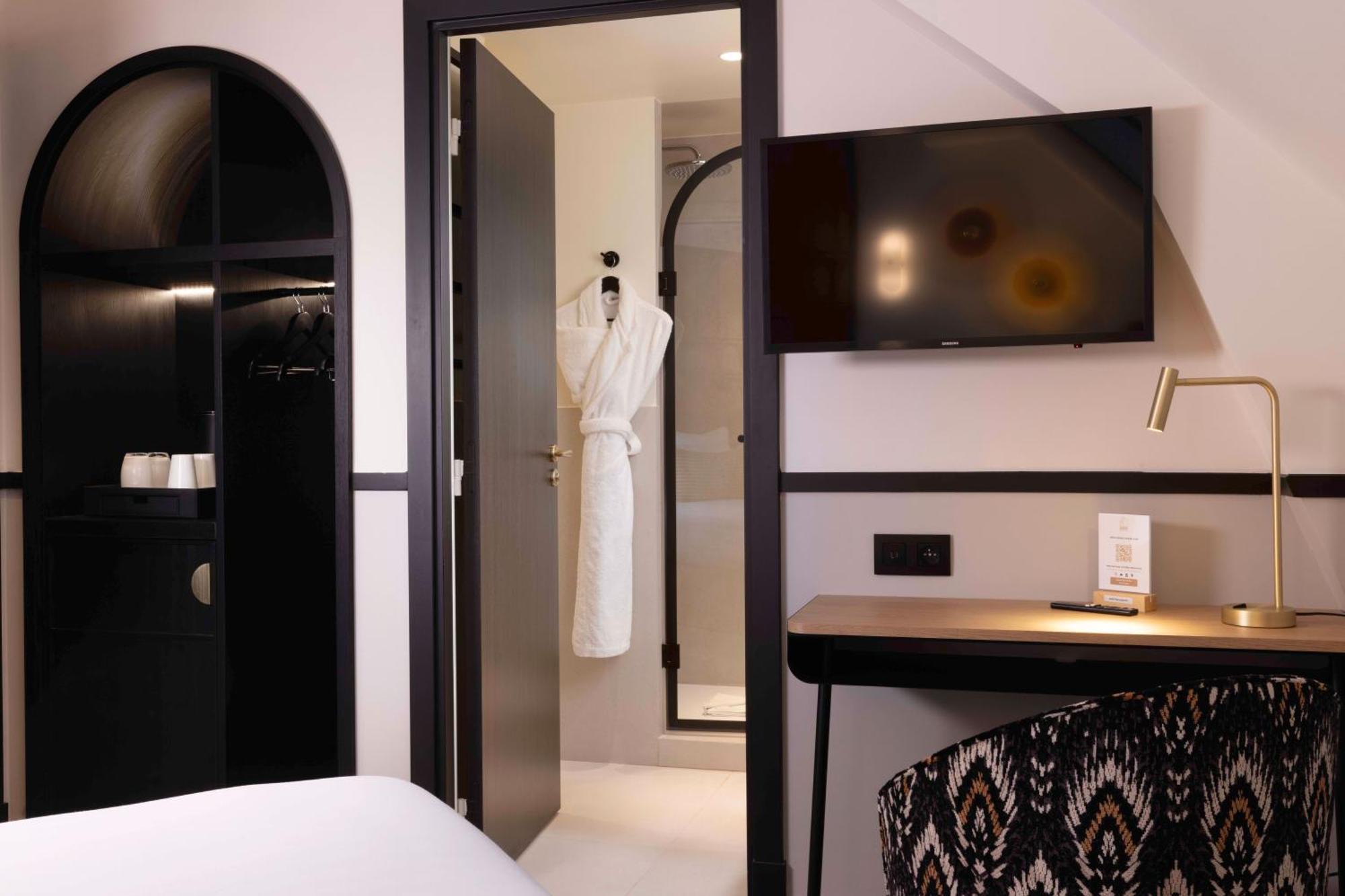 Hotel Grand Coeur Latin Париж Екстериор снимка