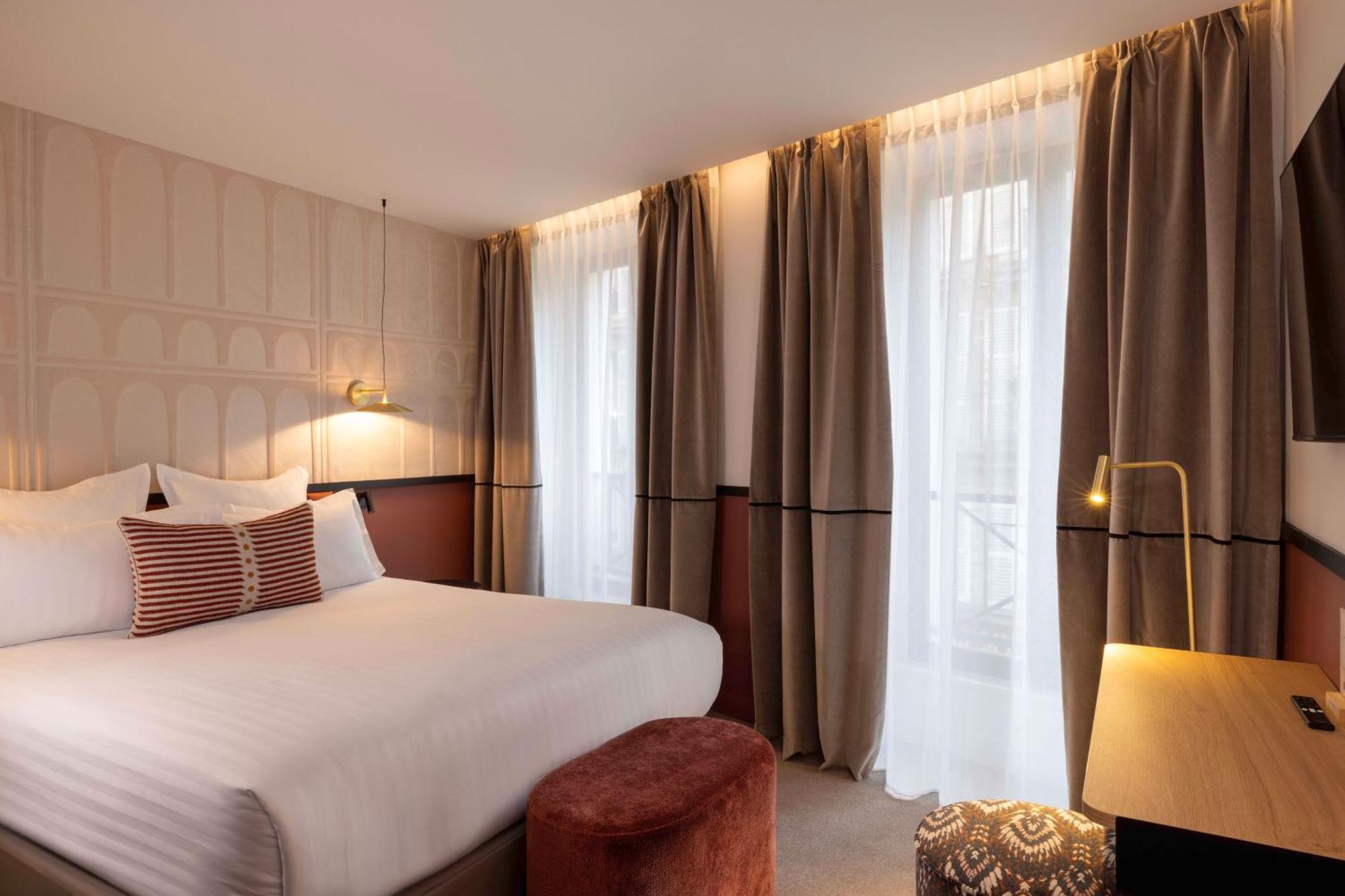 Hotel Grand Coeur Latin Париж Екстериор снимка
