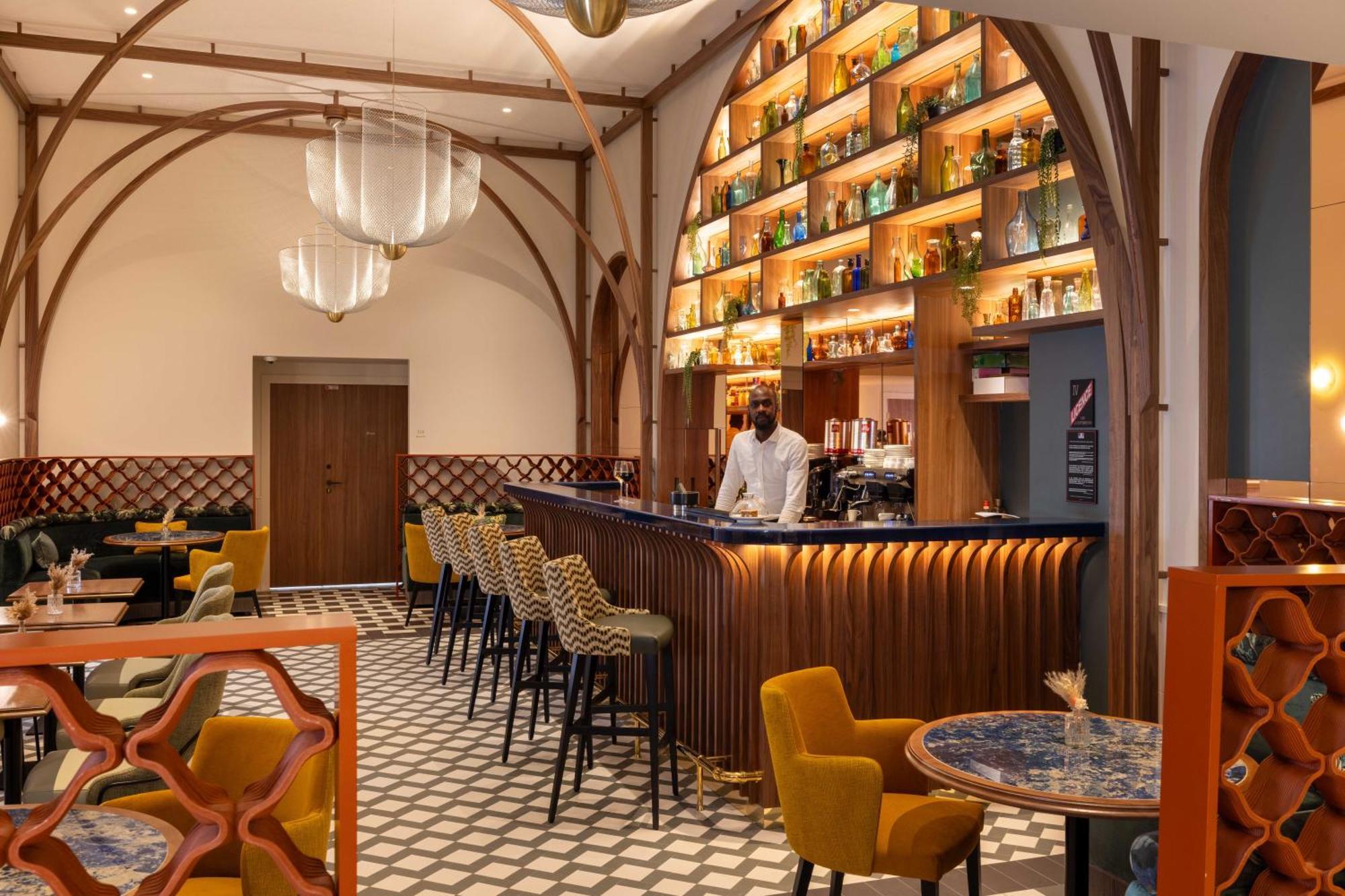 Hotel Grand Coeur Latin Париж Екстериор снимка