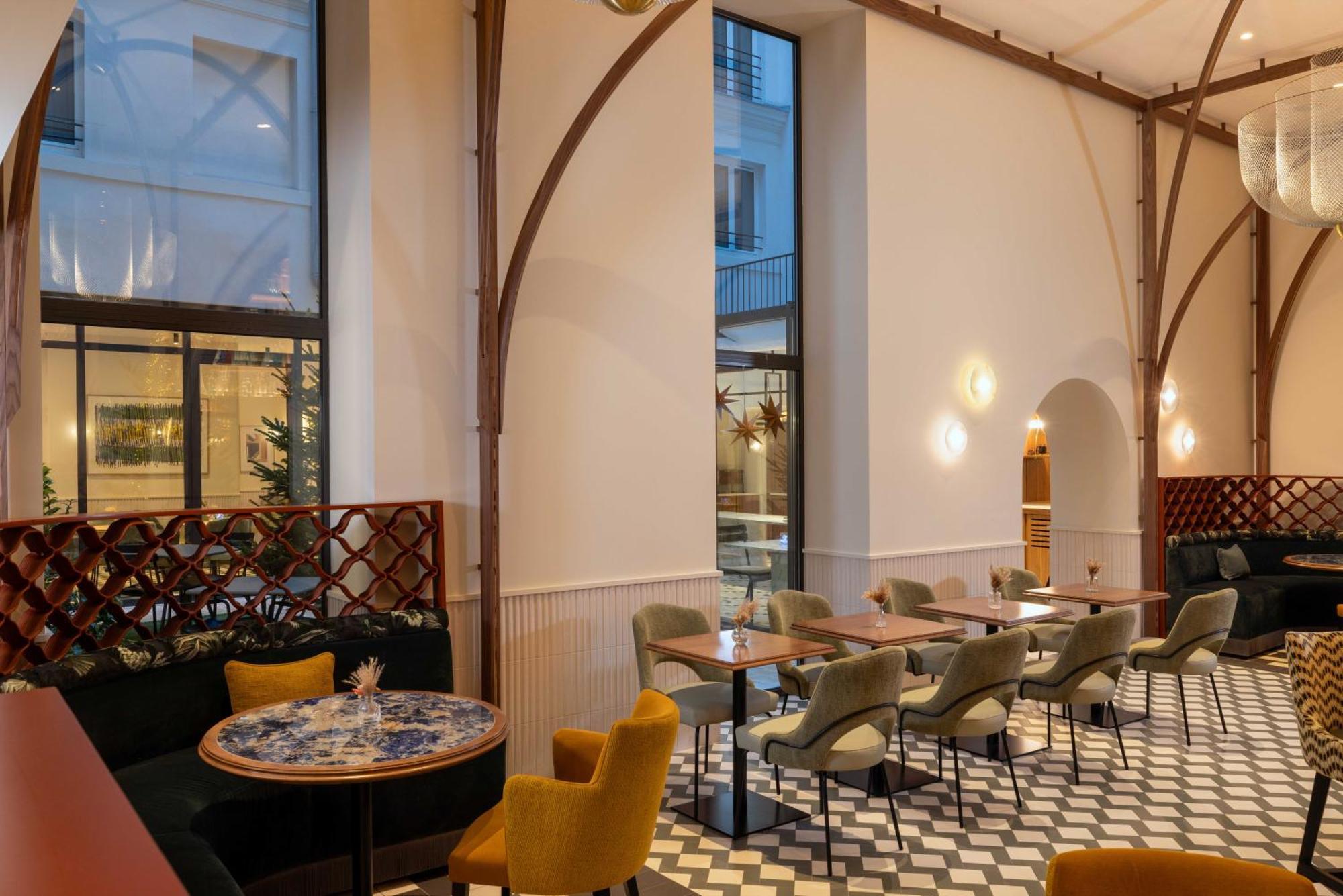 Hotel Grand Coeur Latin Париж Екстериор снимка